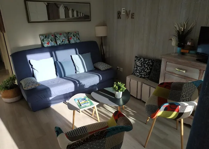 Charmant Appartement A 350M De La Plage Et Du Port